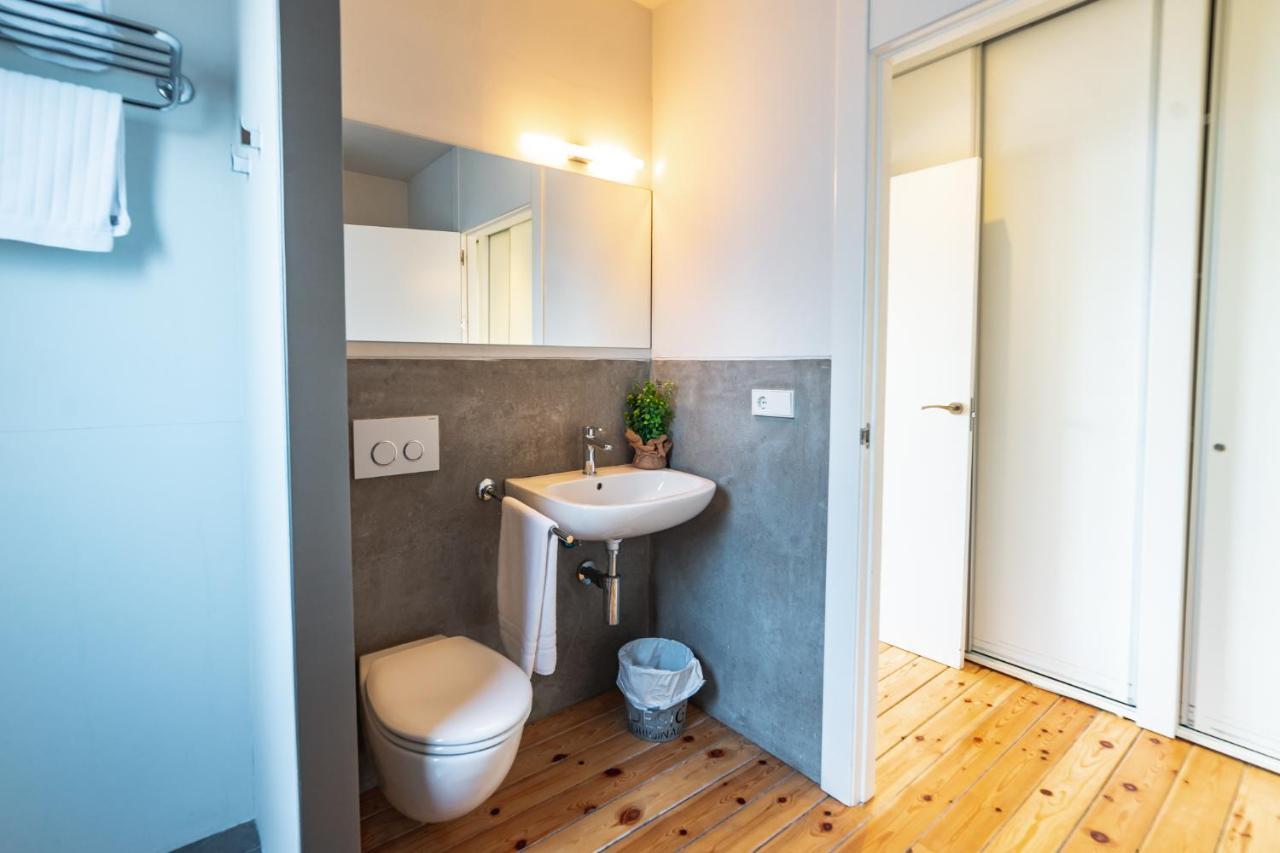 Apartamentos Alfonso X Alicante Esterno foto