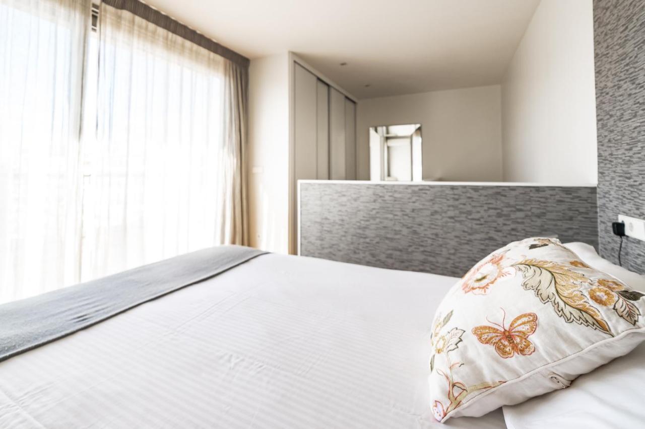 Apartamentos Alfonso X Alicante Esterno foto
