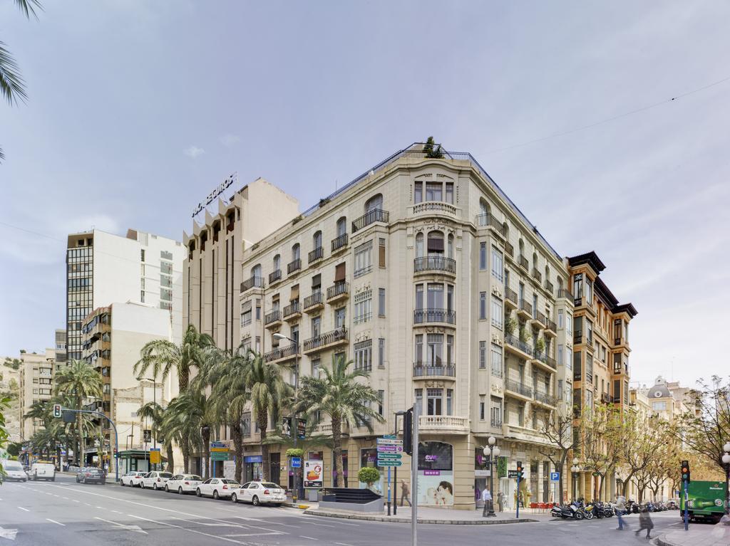 Apartamentos Alfonso X Alicante Esterno foto